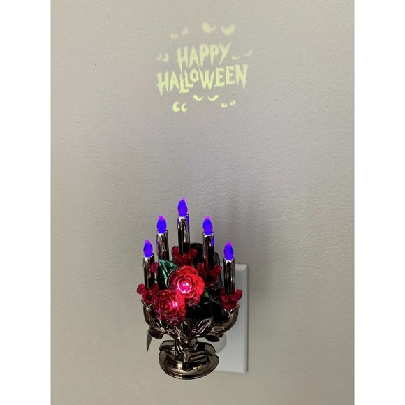 Bath & Body Works Wallflower Plug-In 2021 Halloween Creepy Candelabra Projector - Picture 3 of 8
